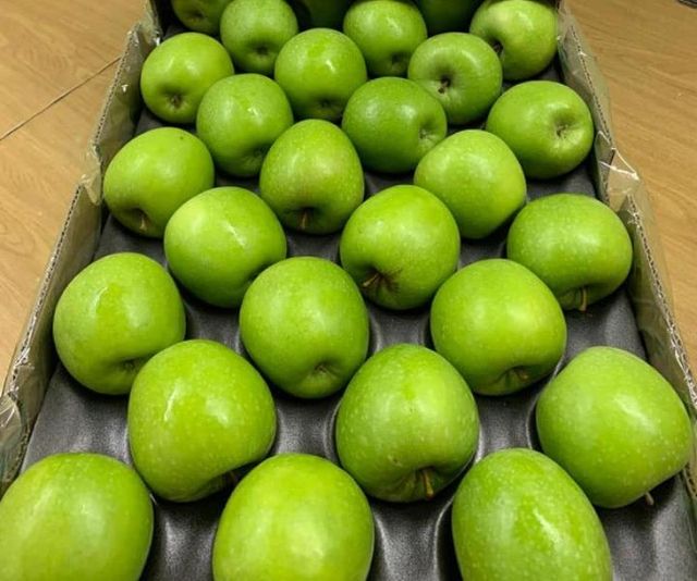 Fresh Gala Apples, Fresh Granny Smith Apples, Fresh Pink Lady Apples - Image 2