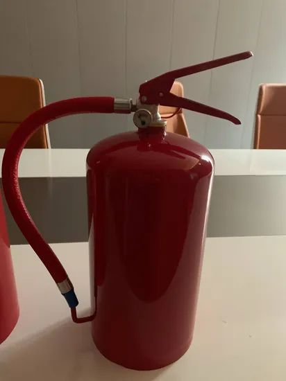 Hot South African Dry Powder Fire Extinguisher with Customized Specifications - Image 1