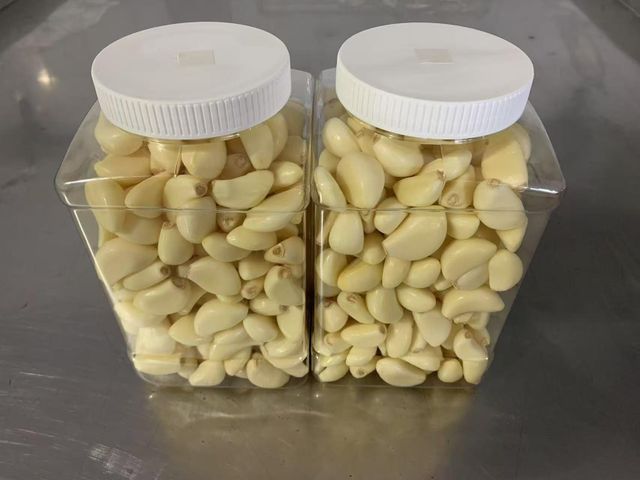 Peeled garlic - Image 3