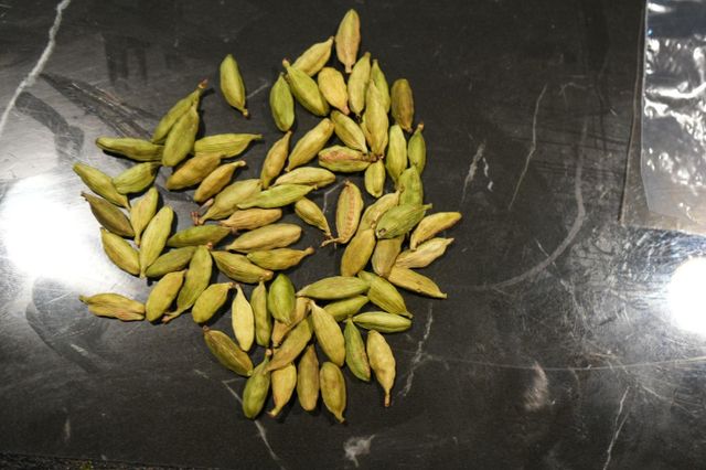 CARDAMOM - Image 3