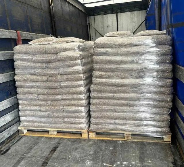 Premium A1 Pine Wood Pellets 15 kg Bags Din Plus Firewood 6mm - Image 4