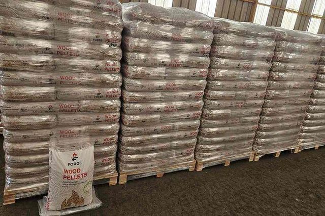 High Demand Pine Beech Wood Pellets In Bags Ready to ship Worldwide Buy Cheap Dried Wood pellets Enplus - Image 3