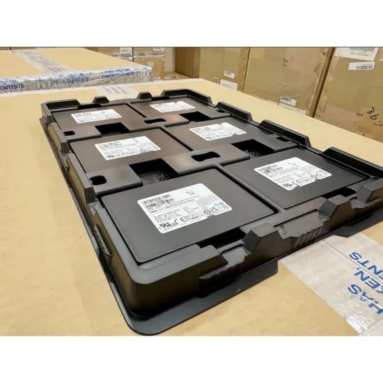 2.5Inch SAS 15000rpm 24gbps 480GB Cache 8GB SSD 4200MB/S 3700MB/S 770K Iops 135K Iops 5Y Dwpd MZILG3T8HCLS-00A07 - Image 1