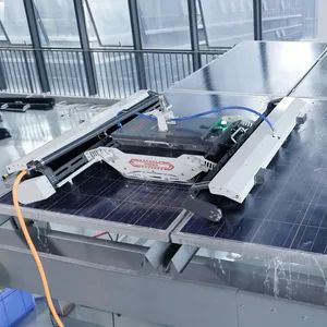 High Efficiency D1000PRO Crawler Type Remote Control Solar Photovoltaic Panel Cleaning Machine - Image 3