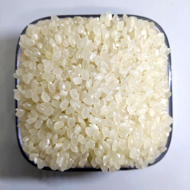Premium Japonica Rice 5kg 10kg 25kg 50kg Short Grain White Rice Soft Sticky Texture High Moisture Retention Ideal For Sushi Rice Bowls And Daily Cooking Buy Now Fast Delivery Premium Quality Wholesale - Image 2