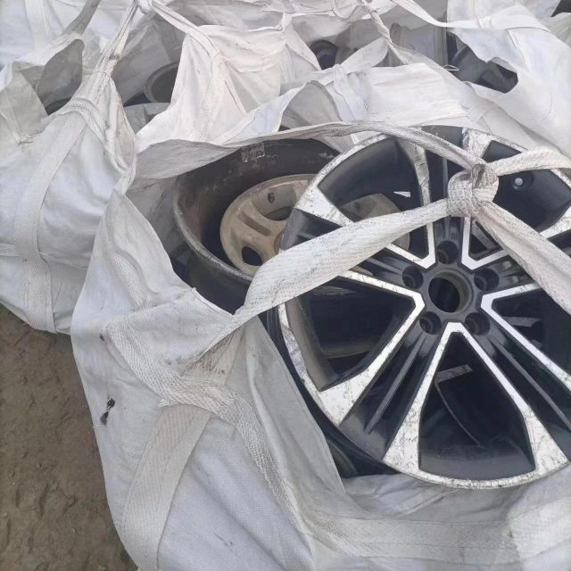 High Quality Automotive Export Offering Aluminium Car Alloy Wheels Scrap With Sorted Alloy Pieces Ready - Image 1