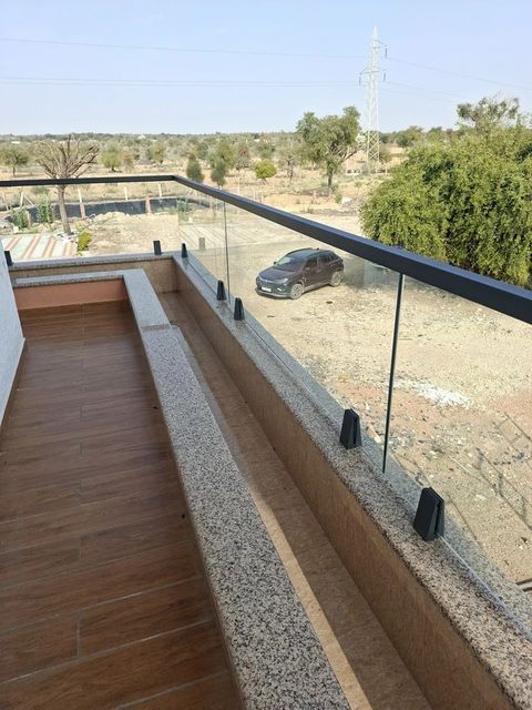 Aluminium Glass Railing Service, Railing System Type: As costomer choice - Image 5