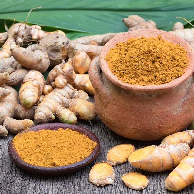 Fresh Organic Turmeric Roots With Turmeric Concentration % Suitable For Herbal Products And Wellness Industries - Image 4