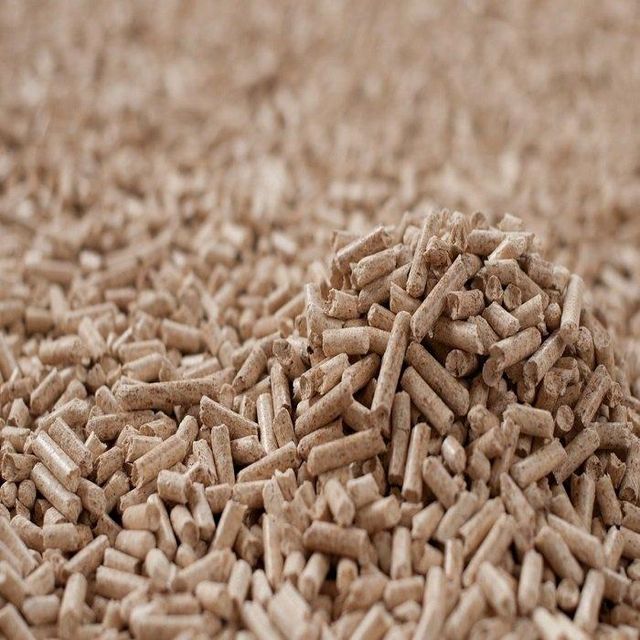 Pine Wood Pellets 6mm 7% Moisture Biofuel Fuel Pellets for Heating System 15kg Bag Bulk Supply - Image 2
