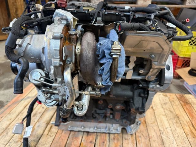22 23 24 VOLKSWAGEN VW GTI MK8 2.0 TURBO ENGINE - Image 3