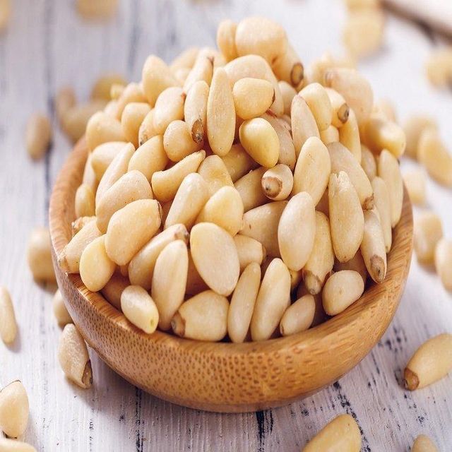 Wholesale Organic Pine Nuts Peeled and Unpeeled for Culinary & Health Wellness at Bulk Prices - Image 1