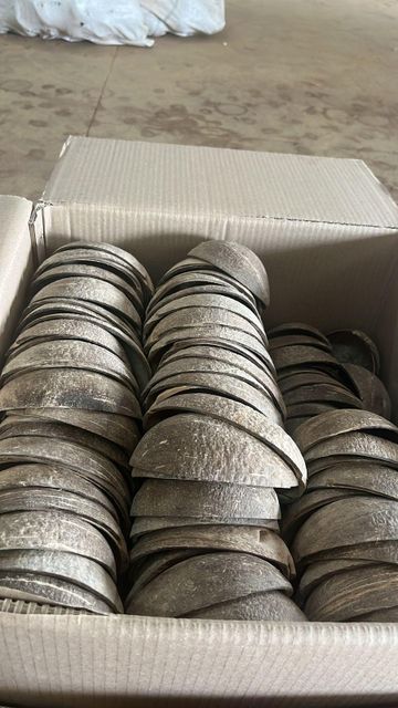 Oval Coconut Shell Ice Cream Cups/Bowls Form Other Organic No Origin India Degree of Processing Other - Image 3