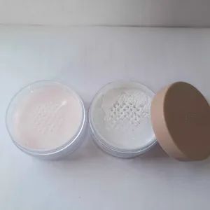 Premium Waterproof Setting Powder for PRO Makeup Artists - Image 2