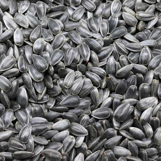 High Quality Organic Raw Sunflower Seeds Prepared For Global Buyers With Clean Sorting And Export Packing - Image 4