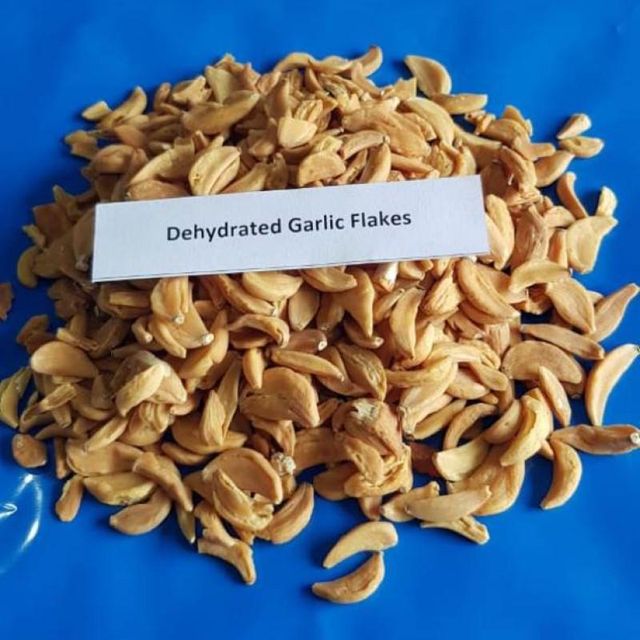 Dehydrated Garlic Cloves - Image 1