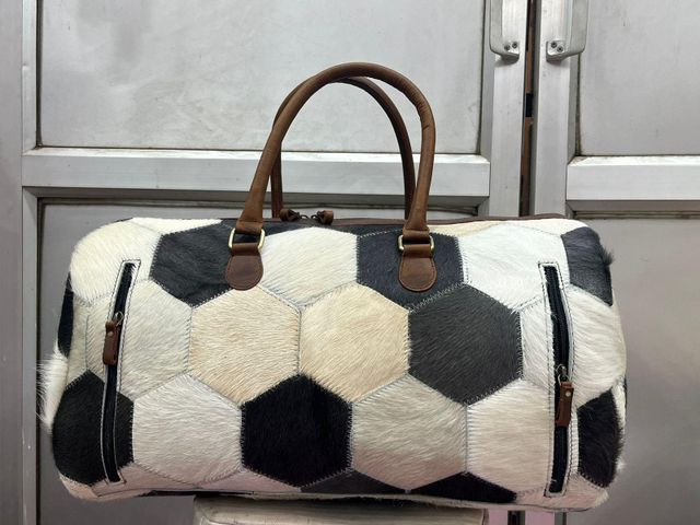 Genuine Buffalo Calf Leather Travels Duffle Bag - Image 3