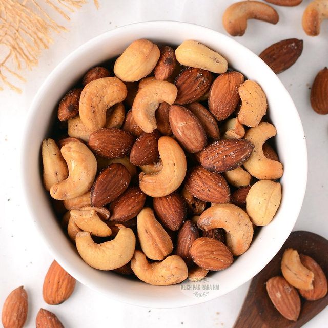Best Quality Almond Nuts Premium Natural Shelled and Unshelled Fresh Healthy Snack for Cooking Baking and Export - Image 4