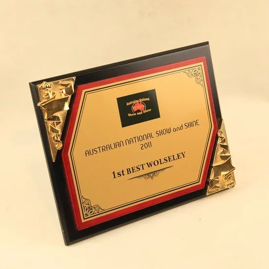 Original Design Golden Horizontal Plaque, Factory Direct Sale, Unique Pattern Design, Party Souvenirs, Plaque - Image 1