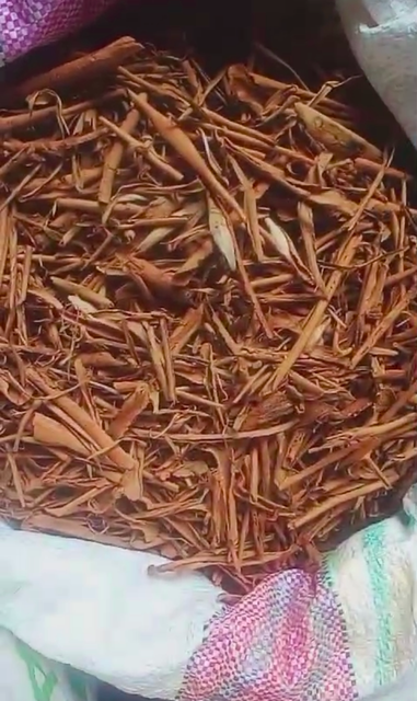 Ceylon Cinnamon CZ4 Pieces Single Origin Madagascar 100% Natural Premium Scraped Split - Image 2