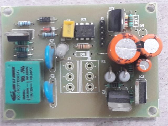 PCB Fabrication Service Type Of layers Double Sided Methods Of production Small Voulme Layer Count Double Layer, Single - Image 3