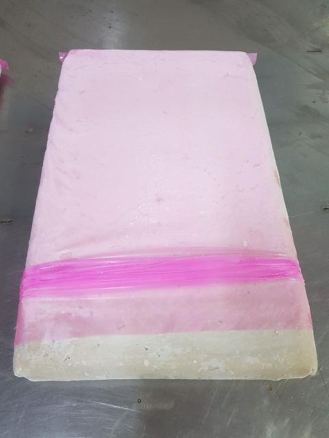 FROZEN ESO SURIMI (FISH PASTE) PACKING 2 Grade AA Content NA Shape Block Style FROZEN Purity Sa Aa Packaging Box Weight (kg) 20 - Image 3