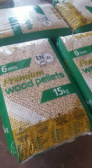 Pine Wood Pellets/Quality Wood Pellets 6mm-8mm - Image 4