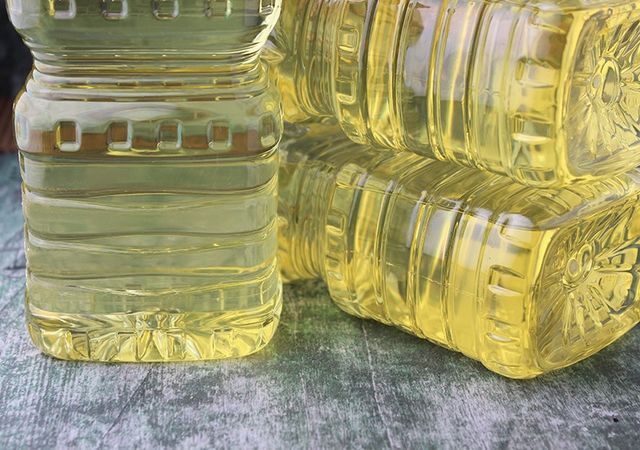 Refined Sunflower Oil/Refined Sunflower Oil at a competitive price – product photo 3, product detail gallery