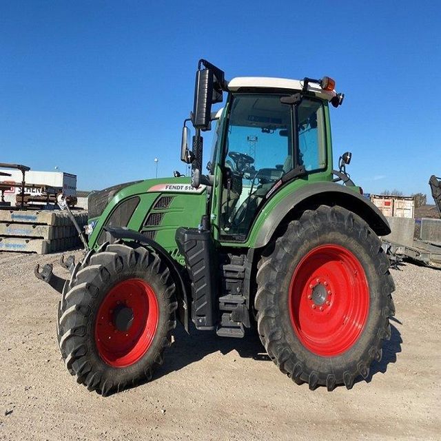 New Fendt 514 Vario Tractor Heavy Duty 4WD Diesel Engine Smart Farming System Suitable for Large Scale Farms Projects - Image 4