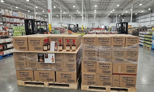 Premium Maker’s Mark The Keeper’s Release Bourbon Whisky – Wood Finishing Series Limited Edition, Crafted in Kentucky with Proprietary Oak Stave Finishing for Enhanced Depth, Smooth Texture, and Rich Flavor Profile, Ideal for Whiskey Enthusiasts and Luxury Spirits Markets - Image 3