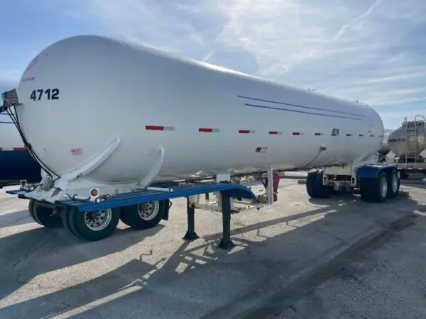 propane tank / Buy Lubbock NH3 Transport 10400 Gallon - Image 2