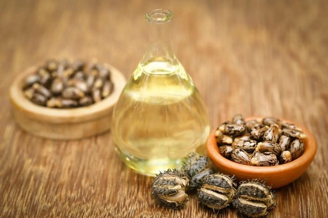 High Quality Pure Castor Oil for Hair Growth Anti Hair Fall Treatment & Skin Repair Cold Pressed Carrier Oil - Image 2