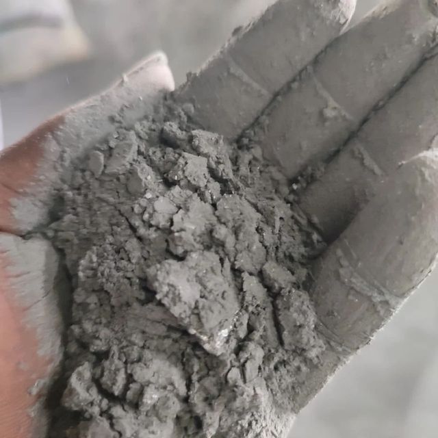 Aluminium Fly Ash, Grade: Class C Grade Class C State Powdered Packaging Size 50 - Image 1