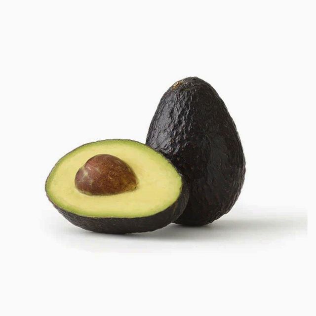 Premium Hass Variety Fresh Avocado Sourced From Reliable Farms With Export Packing For Importers Wholesalers - Image 4