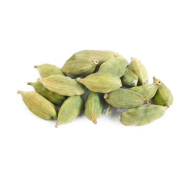 premium green elaichi cardamom pods for cooking baking sweets chai tea desserts and traditional recipes with authentic flavor rich aroma hygienically packed and carefully selected pods - Image 3