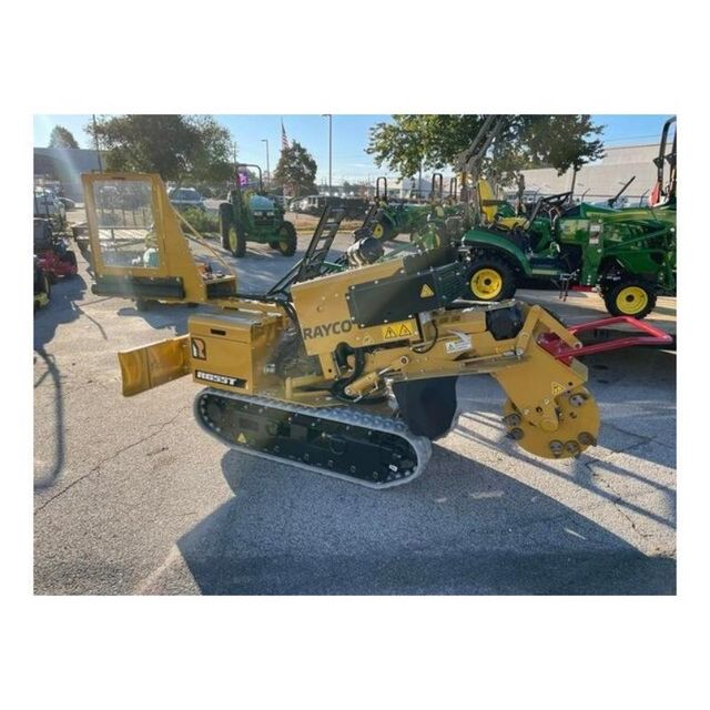 Professional Wood Chipper Machine for Forestry Wood Recycling and Biomass Production - Image 4