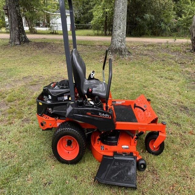 Kubota Zero Turn Lawn Mower Ride On Grass Cutting Machine Commercial Garden Lawn Tractor with Powerful Engine - Image 4