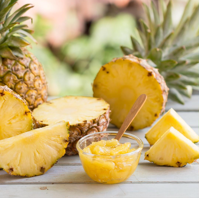 GOLDEN YELLOW DEL MONTE FRESH PINEAPPLES SUITABLE FOR FRESH CONSUMPTION 10kg,15Kg Cartons On SALE - Image 3