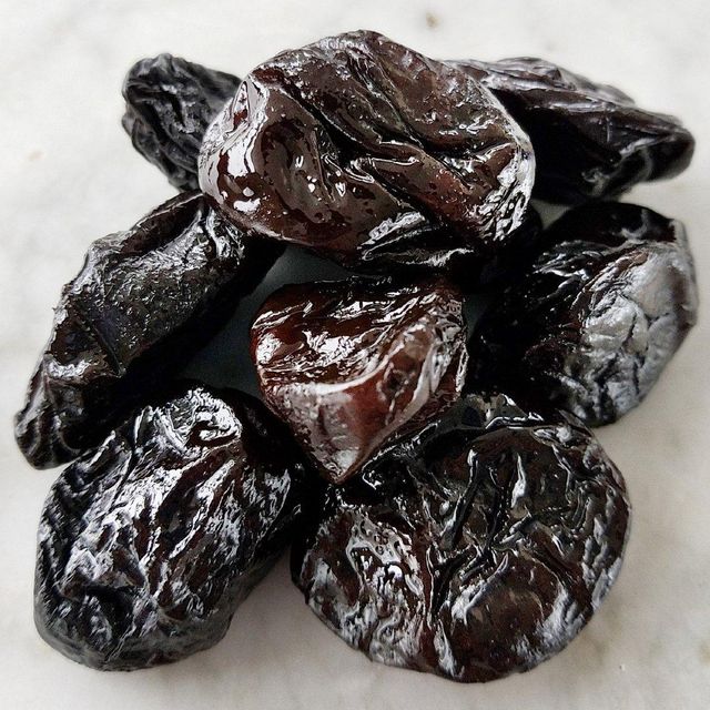 Naturally Sweet Dried Prunes With Rich Fiber Content And Organic Prunes For Export And Retail Supply - Image 3