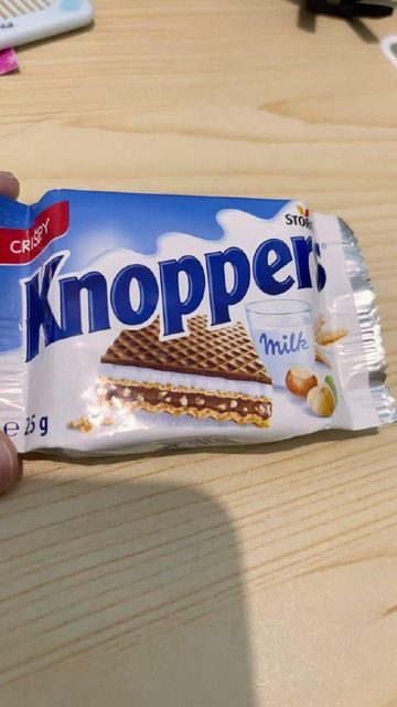 Knoppers Delicious Milk Cream Wafer Snack Premium Quality Product Designed for Sweet Lovers and Available - Image 4
