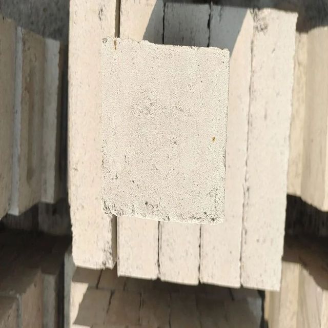 3 Inch Fly Ash Brick, Solid Density 1850kg Brick Type Solid Water Absorption 7.9% Size 9x4x3inch (LxBxH) Compressive Strength 14.2 - Image 2
