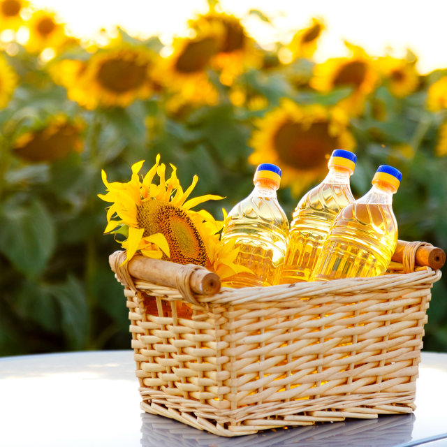 Best Crude Sunflower Cooking Oil for Sale-Plastic/Glass Bottle Packaging 24 Months Shelf Life - Image 4
