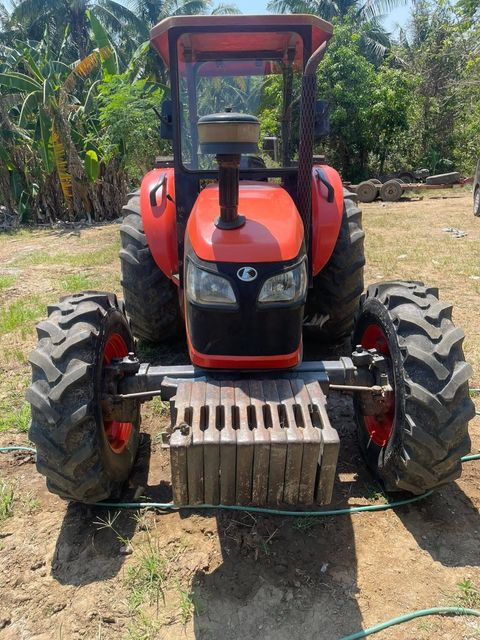 Wholesale 4WD Kubota Tractor M9540 120hp Farm Tractor Fast Delivery Premium Quality Hot Selling Factory Price - Image 1