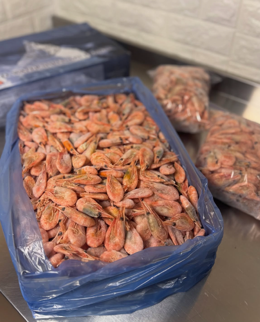 PREMIUM WILD-CAUGHT RED SHRIMP ,Polar Seafood Red Shrimp 5Kg - Cooked, Shock Frozen & Ready to Eat Shrimp For Sale - Image 2