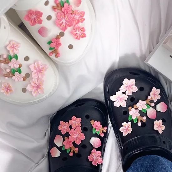 Cute Quality Flower Set DIY Croc Charms Shoe Decorations Style Flower Origin China Model NO. S-139 Trademark Custom HS Code - Image 4