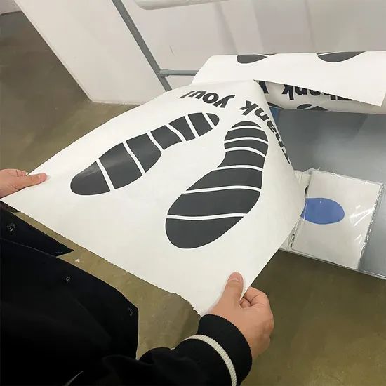 Disposable Protective Auto Floor Mats Paper Floor Mat Roll for Car Interior Protection - Image 4