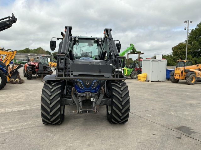 Valtra T174 Active tractor (ST26435) - Image 3