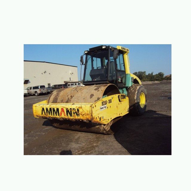 road roller compactor smooth drum type high performance machine suitable for compacting asphalt layers soil and gravel in road construction and industrial projects - Image 4
