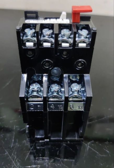 TC Thermal Overload Relay Brand TC Frequency 50Hz Color Black Base Current Rating 10A Rated Voltage 220V Material Copper And - Image 4