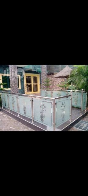 Silver Stainless Steel Staircase Railing, For Home Y 20 Width 3 To 30 Ft Usage Residential Number Of Doors 2 Height 3 To 20 - Image 5