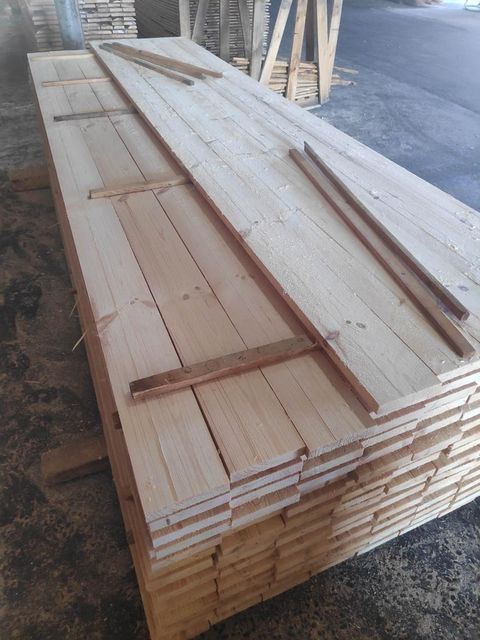 Sawn Pine Wood Humidity Natural Wood Type Sawn Pine Type Pine,spruce etc Place of Origin Ukraine Max. Moisture (%) 18-26% - Image 3
